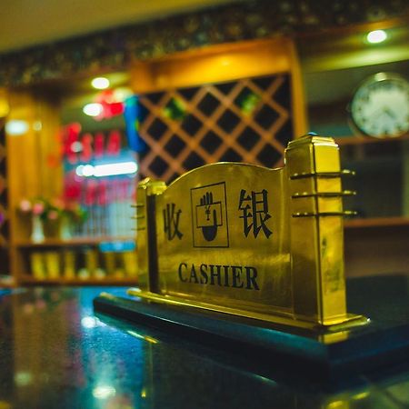 Asia Hostel Алмати Екстер'єр фото