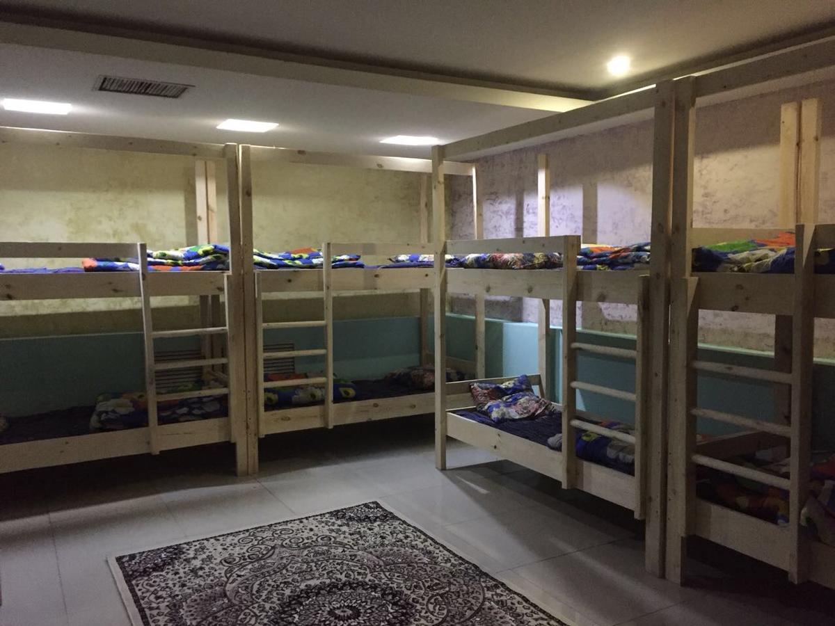 Asia Hostel Алмати Екстер'єр фото