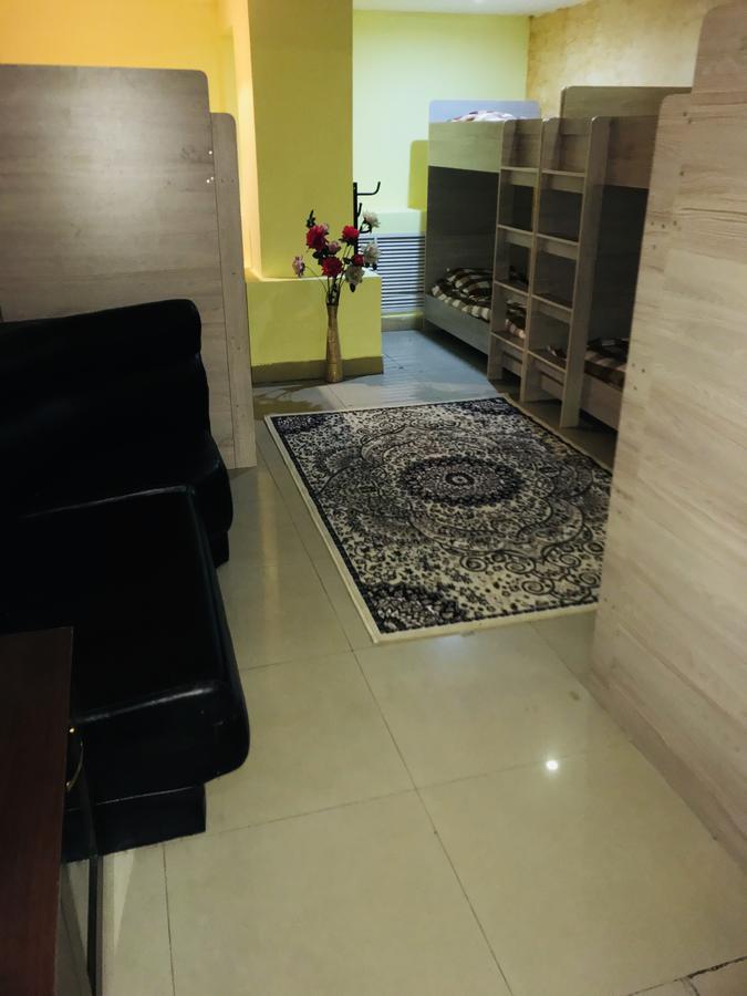 Asia Hostel Алмати Екстер'єр фото