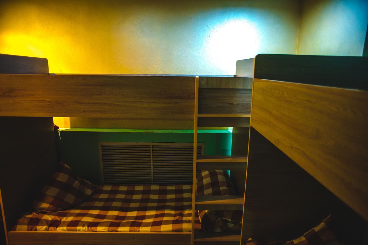 Asia Hostel Алмати Екстер'єр фото