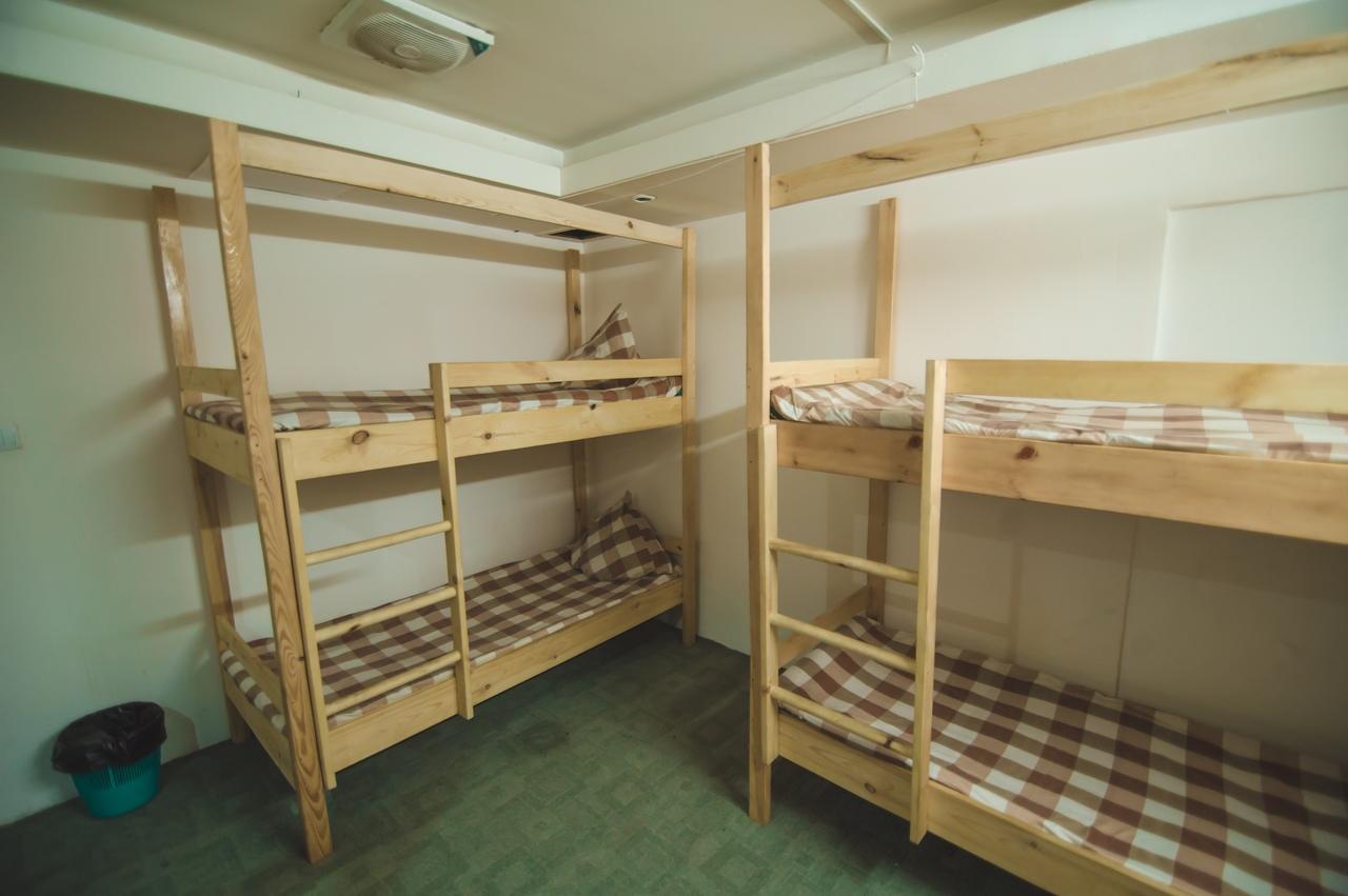 Asia Hostel Алмати Екстер'єр фото
